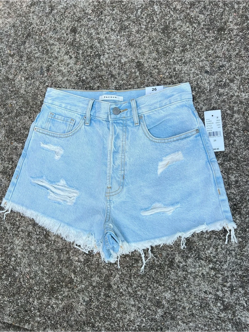 NWT PacSun Vintage High Rise Distressed Light Wash Denim Shorts Size 26